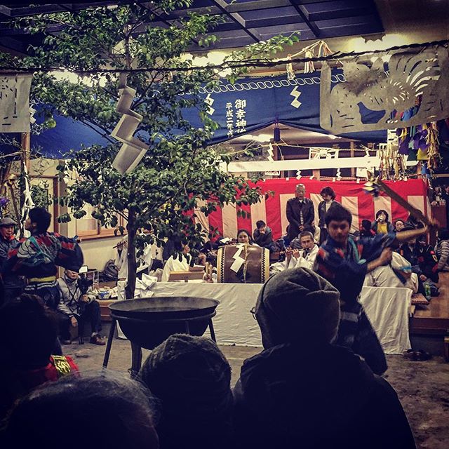 テーホヘ、テホへ️ 三つ舞 ヤチ 昔舞ったな〜、豊橋御幸神社 花祭り^o^ 地元のみなさんに感謝です。