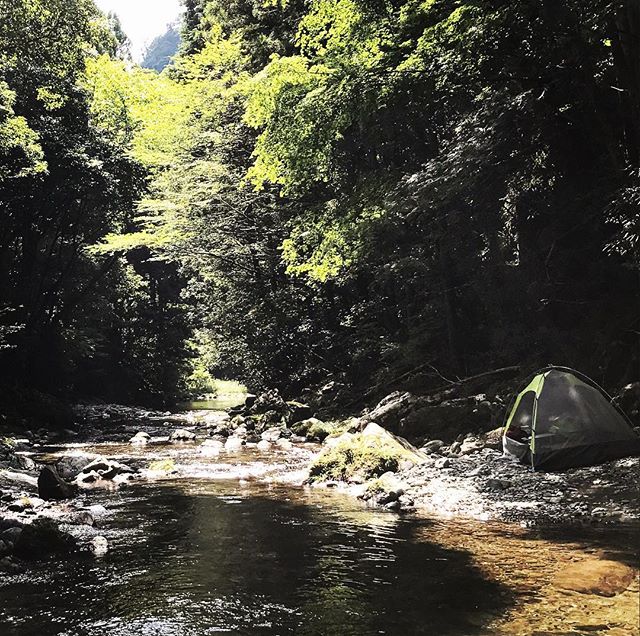 渓流沿いテント庵️^o^